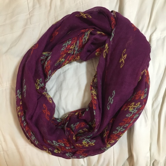 2 scarves; black and white & purple multicolored - Picture 5 of 6